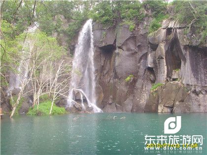 長白山西坡天池.錦江大峽谷.梯子河+北坡.小天池.綠淵潭.瀑布.美人松空中廊橋公園（玻璃棧道）全景.雙高鐵四日游